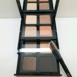 Bobbi Brown Sandy Nude Palette